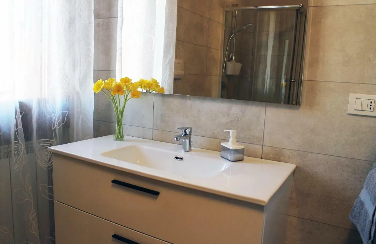 Il Papavero Apt Sirmione Apartment
